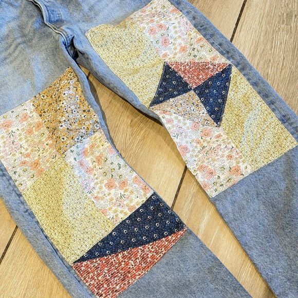 Levi’s 501 150th Anniversary Jeans Patchwork Tag Sz 25x30 Light Wash Straight - Picture 6 of 15